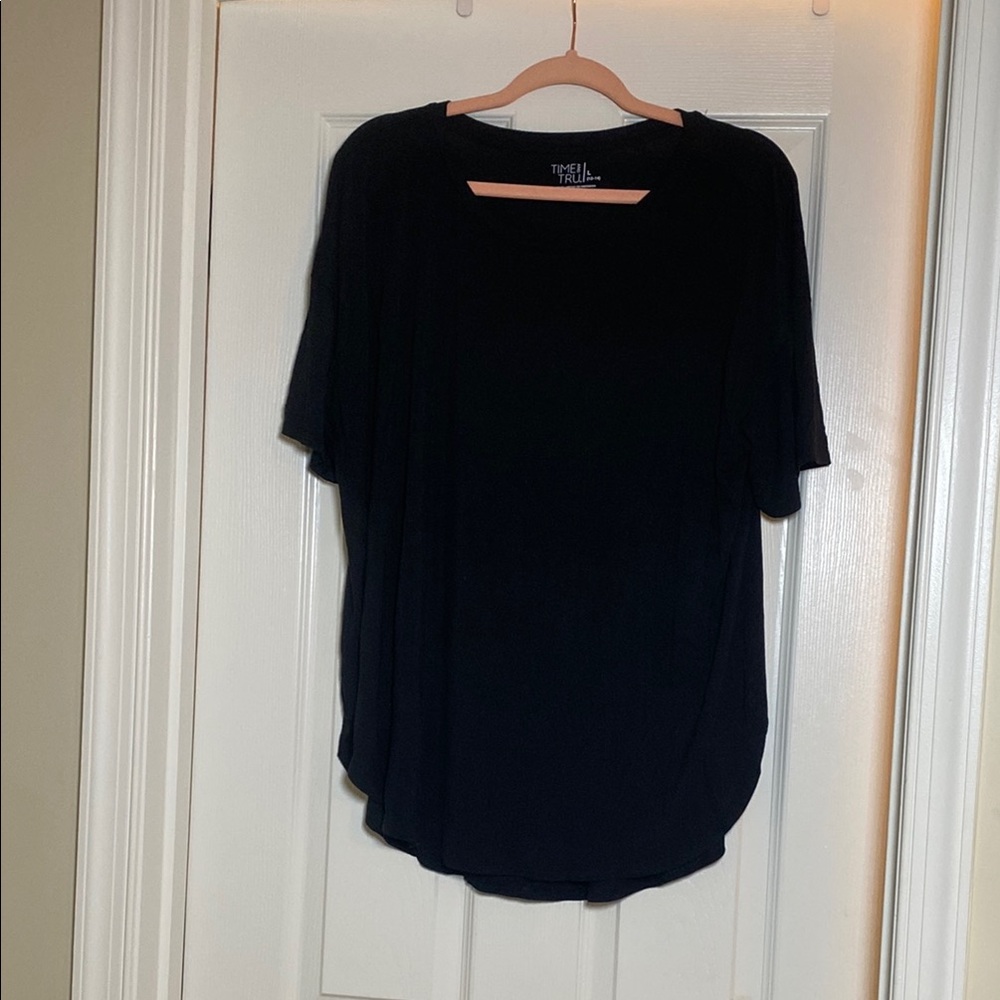 Time and Tru Black Oversized Short Sleeve Tee